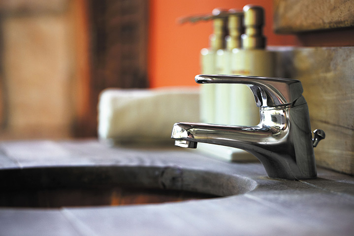A2B Plumbers are able to fix any leaking taps you may have in Fawkham. 